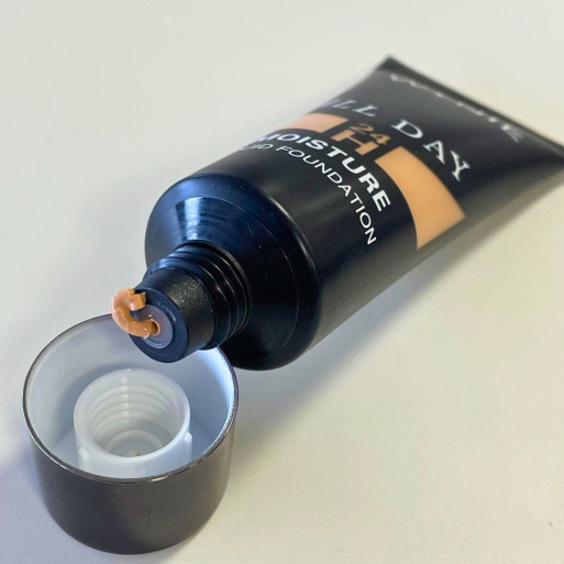 Moisture Maquillaje 24H