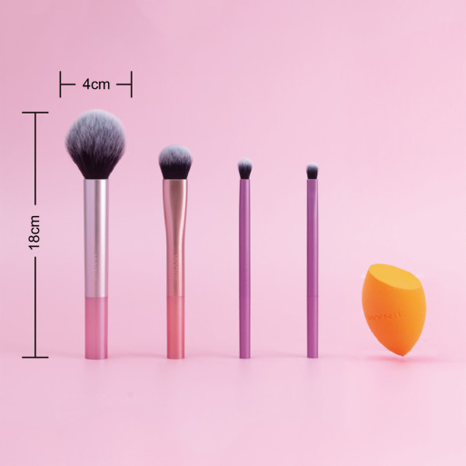 Set de 4 Brochas para Rostro y Ojos, y Esponja de Maquillaje